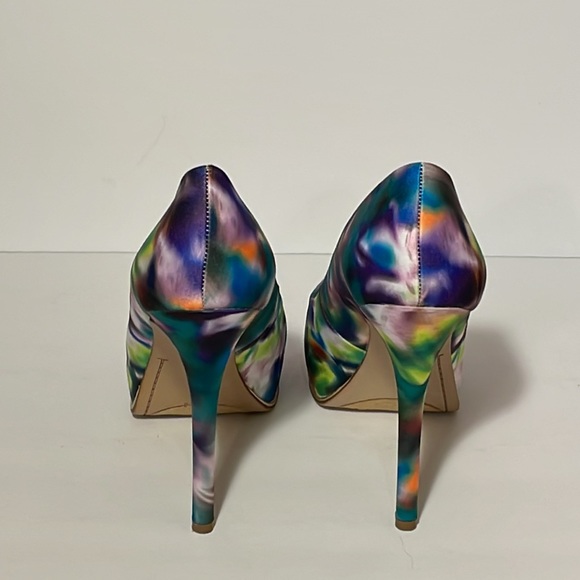 Guess, Honora, peep toe, high heel pumps. - Picture 7 of 11